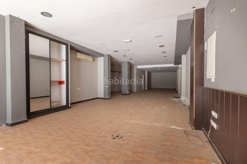 156m² Commercial property in Armilla, Spain No. 180723