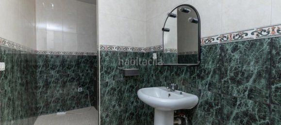 156m² Commercial property in Armilla, Spain No. 180723 10