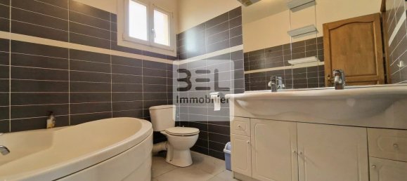 4 غرف نوم فيلا في Saint-Victor-la-Coste, France رقم 290080 10