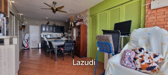 2 bedrooms Condo in Bang Lamung, Thailand No. 14692 3