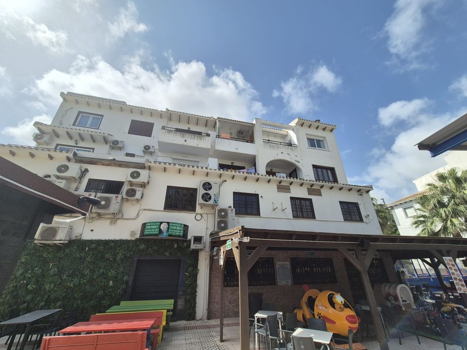 Квартира с 2 спальнями в Аликанте, Испания № 179526