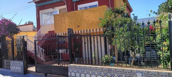 3 bedrooms Villa in Punta Prima, Spain No. 10261 6