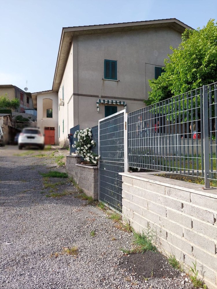 16 rooms House in Fara in Sabina, Italy No. 310280