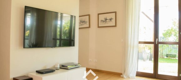 2 bedrooms Apartment in Comerio, Italy No. 322211 17
