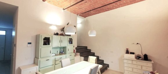 Casa de 4 divisões em Prato, Italy N.º 41428 3