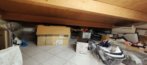 Casa de 4 divisões em Prato, Italy N.º 41428 6