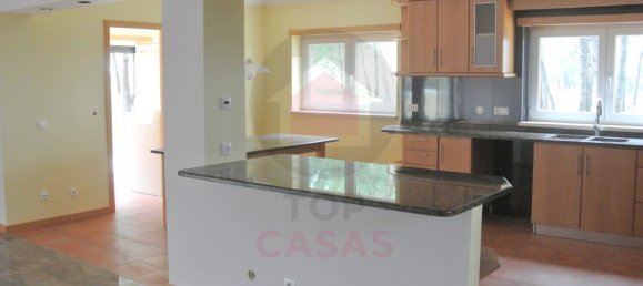 Дом с 4 спальнями в Калдаш да Раинья, Португалия № 139380 3