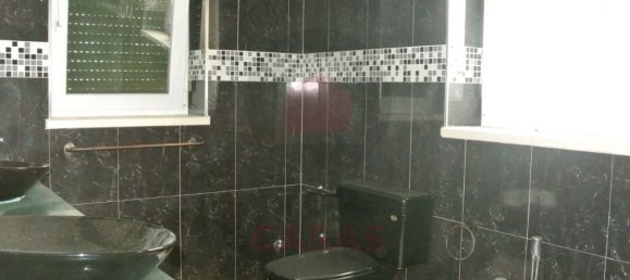 Дом с 4 спальнями в Калдаш да Раинья, Португалия № 139380 11