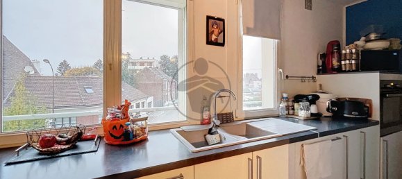 3 bedrooms Apartment in Saint-Quentin, France No. 210608 4