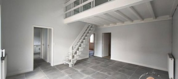 3 bedrooms House in Soyaux, France No. 308322 2