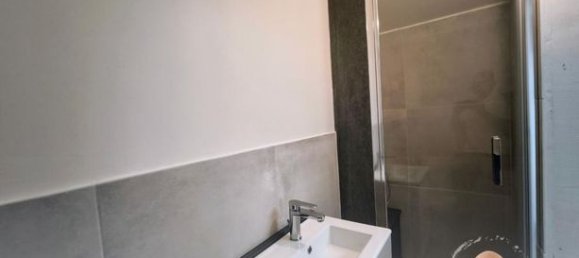 3 bedrooms House in Soyaux, France No. 308322 9