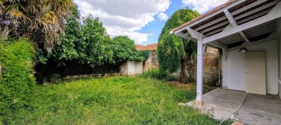 3 bedrooms House in Soyaux, France No. 308322 10