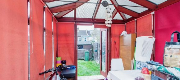 3 bedrooms House in Watford, United Kingdom No. 6059 7