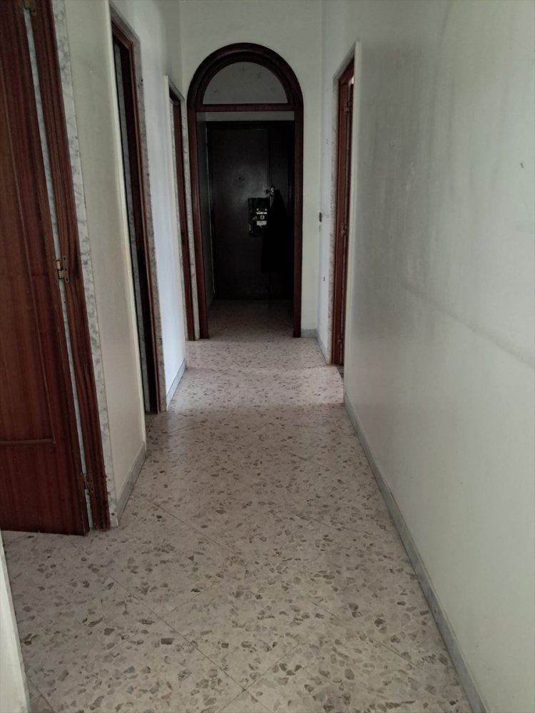 3 bedrooms Apartment in Modugno, Italy No. 141376