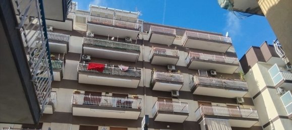 3 bedrooms Apartment in Modugno, Italy No. 141376 2