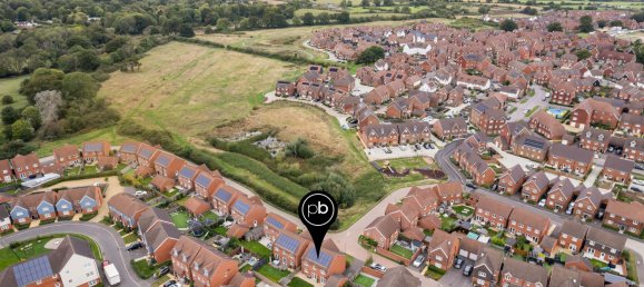 5 Schlafzimmer Haus in Horley, United Kingdom, Nr. 1051 20