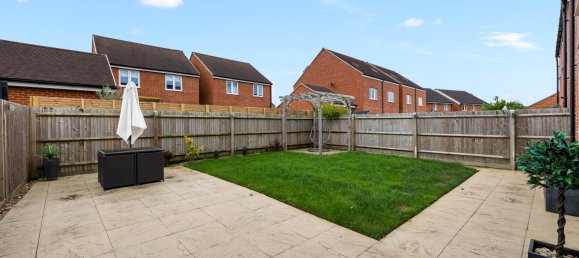 5 Schlafzimmer Haus in Horley, United Kingdom, Nr. 1051 19