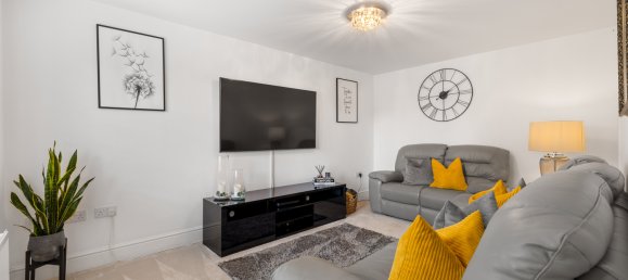 5 Schlafzimmer Haus in Horley, United Kingdom, Nr. 1051 3