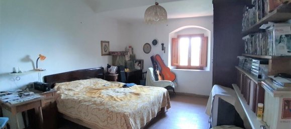 5 rooms Villa in Figline e Incisa Valdarno, Italy No. 224612 12
