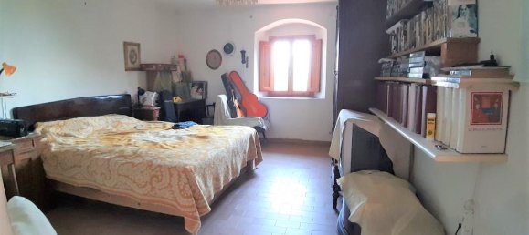 5 rooms Villa in Figline e Incisa Valdarno, Italy No. 224612 13