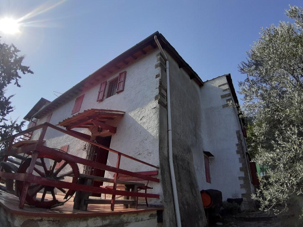 5 rooms Villa in Figline e Incisa Valdarno, Italy No. 224612