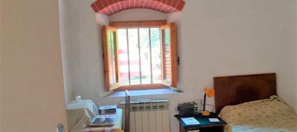 5 rooms Villa in Figline e Incisa Valdarno, Italy No. 224612 7