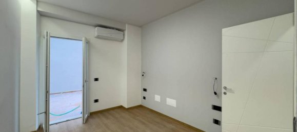 Apartamento de 2 habitaciónes en Cagliari, Italy No. 36693 40
