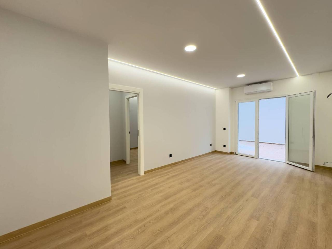 Apartamento de 2 habitaciónes en Cagliari, Italy No. 36693