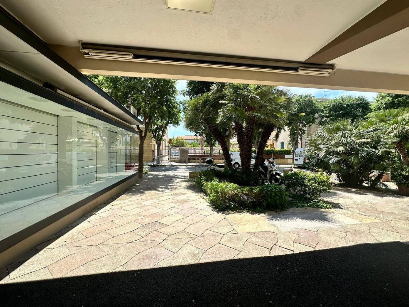 Propiedad comercial en Alghero, Italy 219 m² No. 50061