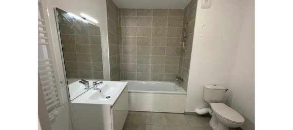 2 rooms Apartment in Hyeres, France No. 285591 5