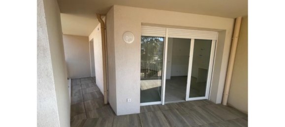 2 rooms Apartment in Hyeres, France No. 285591 4