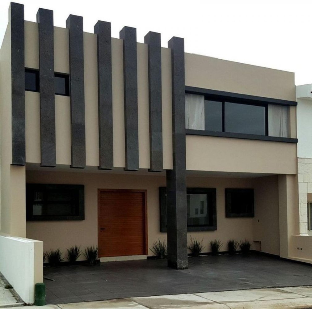 Casa de 4 dormitorios en Querétaro, Mexico No. 160317