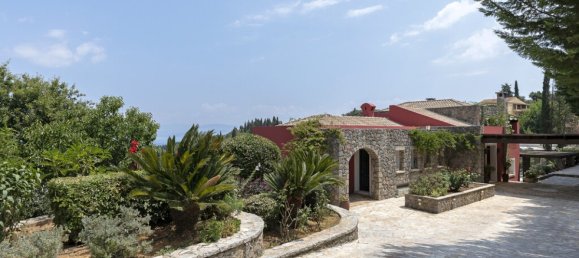 Villa de 6 dormitorios en Corfu, Greece No. 8220 8