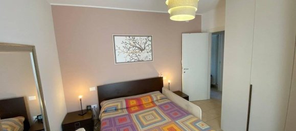 5 rooms Apartment in Montescudo Monte Colombo, Italy No. 37293 45