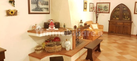 Villa de 3 dormitorios en Guidonia Montecelio, Italy No. 124824 18