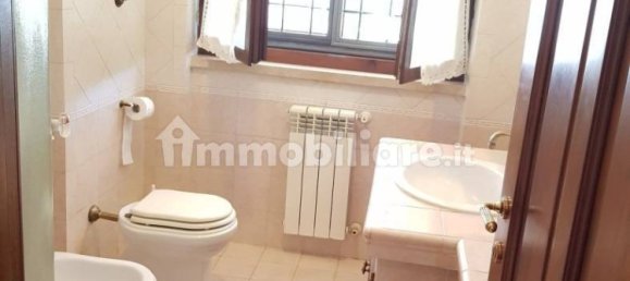 Villa de 3 dormitorios en Guidonia Montecelio, Italy No. 124824 10