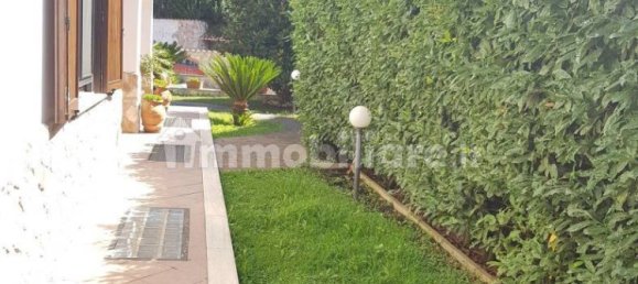 Villa de 3 dormitorios en Guidonia Montecelio, Italy No. 124824 22