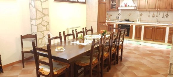 Villa de 3 dormitorios en Guidonia Montecelio, Italy No. 124824 20