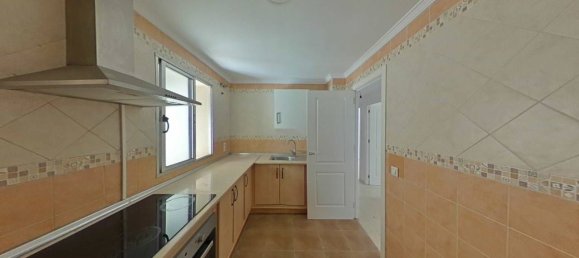 3 bedrooms Apartment in Jerez de la Frontera, Spain No. 135349 2