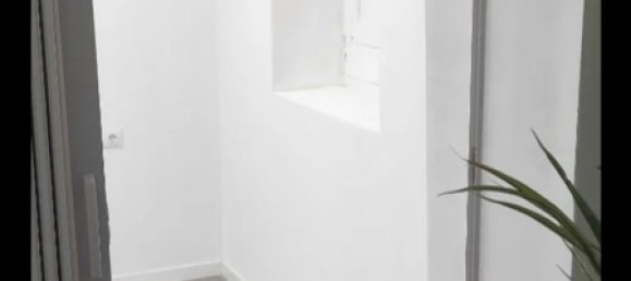 Apartamento de 2 dormitorios en Barcelona, Spain No. 178891 3