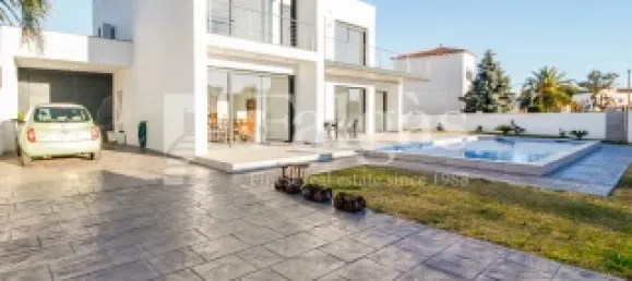 5 bedrooms House in Empuriabrava, Spain No. 84532 23