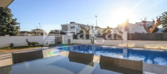 5 bedrooms House in Empuriabrava, Spain No. 84532 26