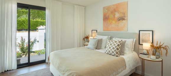 4 bedrooms Villa in Nueva Andalucia, Spain No. 4645 13