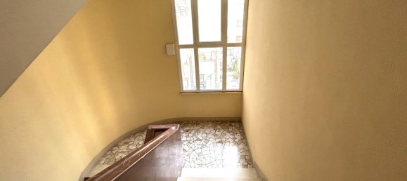 1 bedroom Apartment in Rome, Italy No. 110119 8