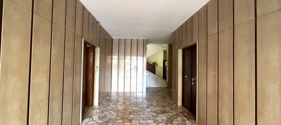 1 bedroom Apartment in Rome, Italy No. 110119 5