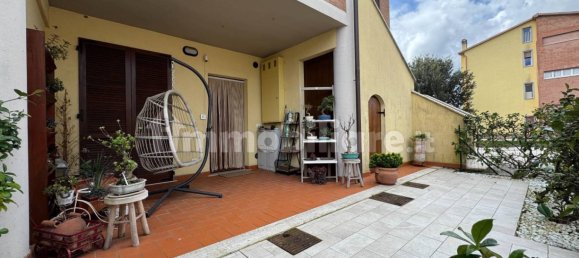 1 bedroom Apartment in Corciano, Italy No. 47026 2