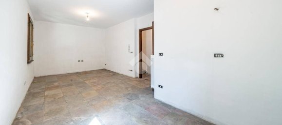 Дом с 4 спальнями в Формиджине, Италия № 24241 12