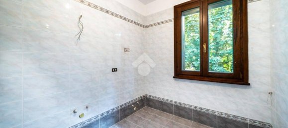 Дом с 4 спальнями в Формиджине, Италия № 24241 43