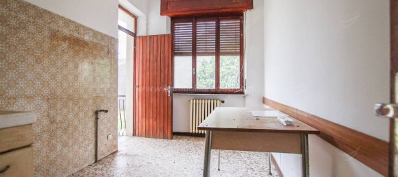 3 غرف نوم فيلا في Oleggio, Italy رقم 319568 16