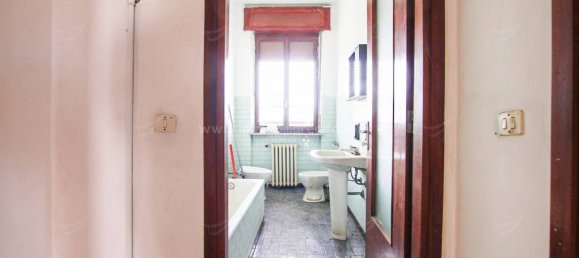 3 غرف نوم فيلا في Oleggio, Italy رقم 319568 19